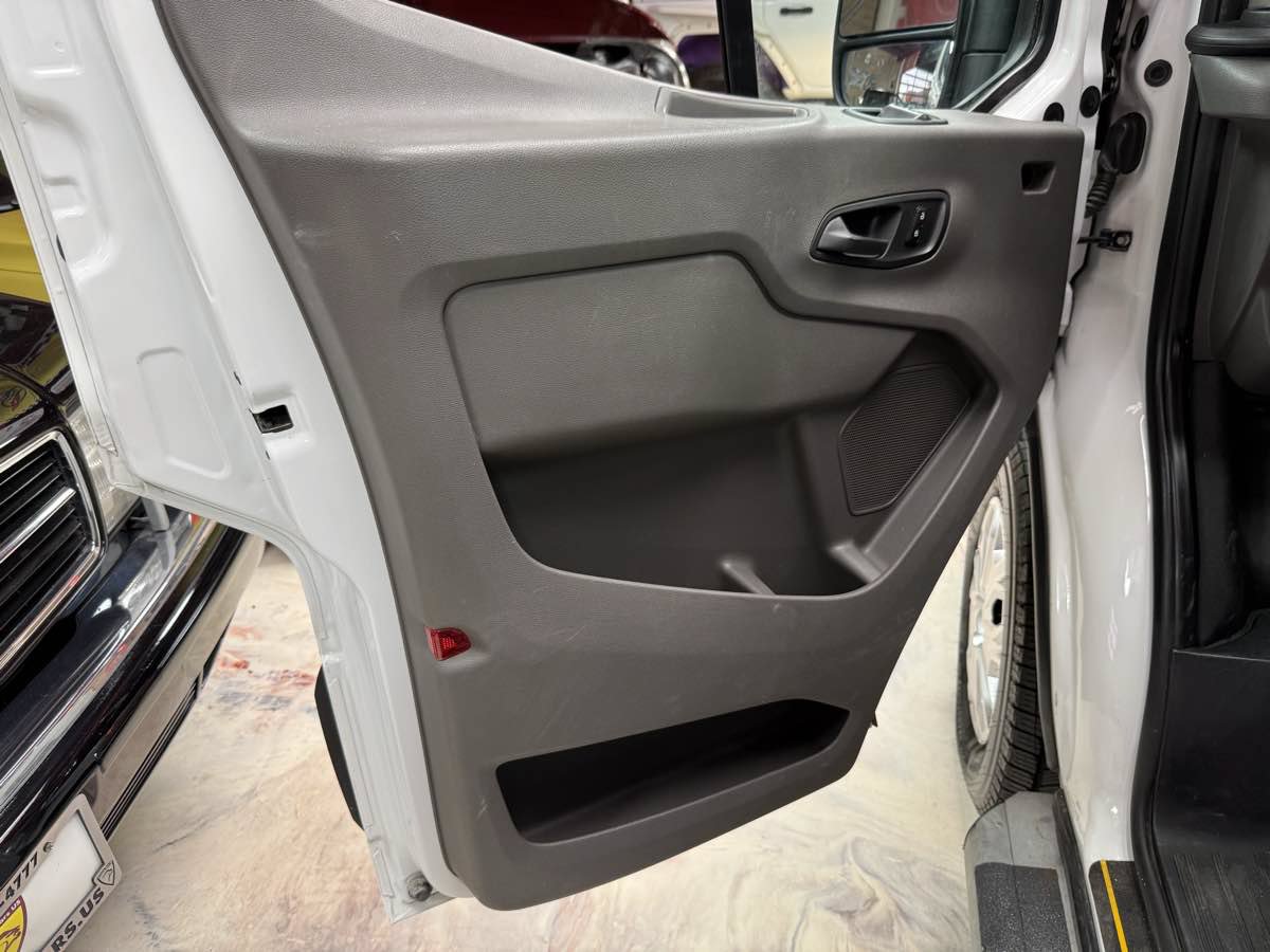 Used 2020 Ford Transit 250 Low Roof w/ Exterior Upgrade Package RWD image 26