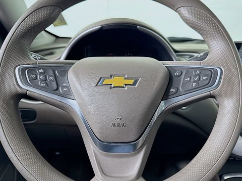 Used 2022 Chevrolet Malibu LS w/ Driver Confidence Package II FWD image 36