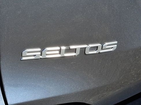 Used 2024 Kia Seltos S AWD/4WD image 31