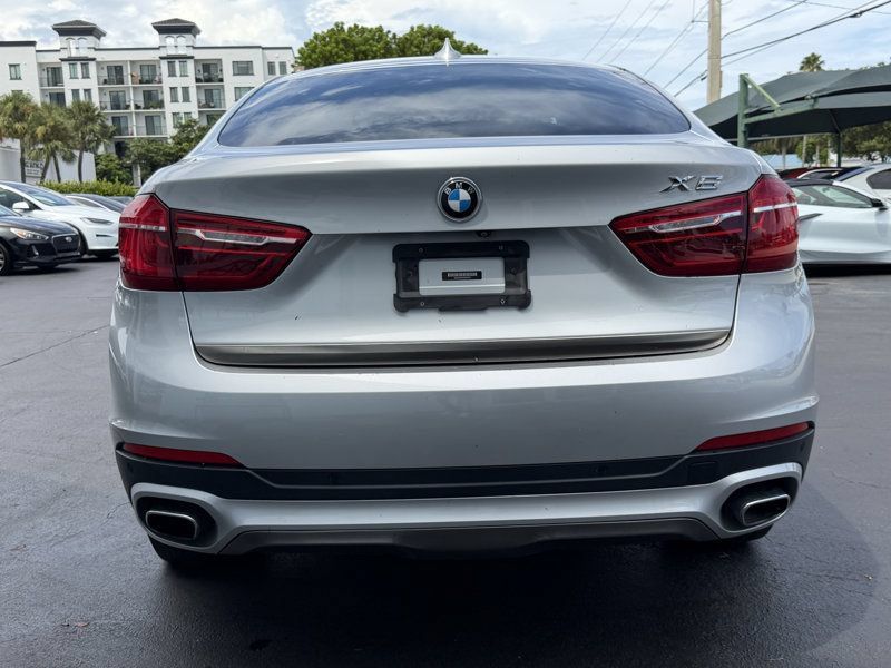 Used 2019 BMW X6 sDrive35i w/ Premium Package RWD image 4