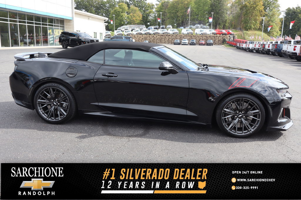 Used 2018 Chevrolet Camaro ZL1 RWD image 1