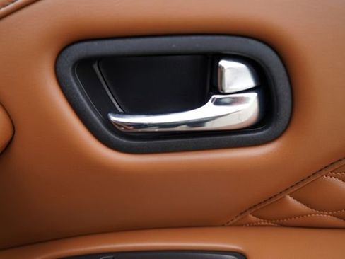 Used 2023 INFINITI QX80 Sensory w/ All-Season Package image 78