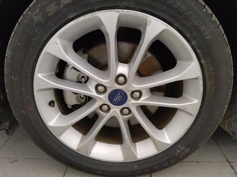 Used 2020 Ford Fusion SE FWD image 31