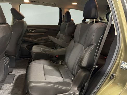 Used 2024 Subaru Ascent Premium w/ Convenience Package image 28