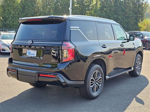 New 2025 Nissan Armada SL image 5