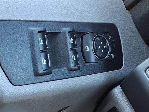 Used 2018 Ford F150 XLT image 16