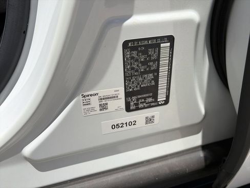 Used 2025 INFINITI QX80 Luxe RWD image 36