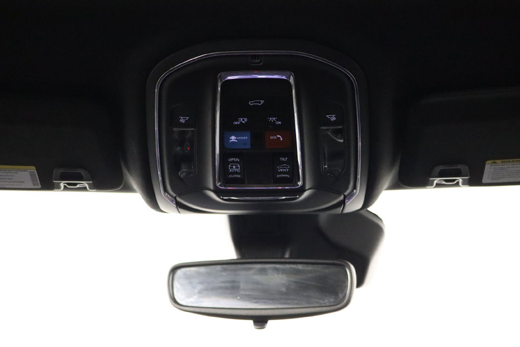 Used 2023 Jeep Grand Cherokee L Laredo AWD/4WD image 27