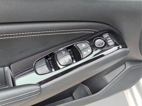 Used 2021 Nissan Altima 2.5 SL AWD/4WD image 13
