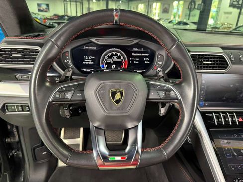 Used 2019 Lamborghini Urus image 21