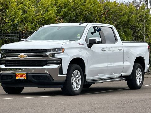 Used 2020 Chevrolet Silverado 1500 LT w/ All-Star Edition image 8