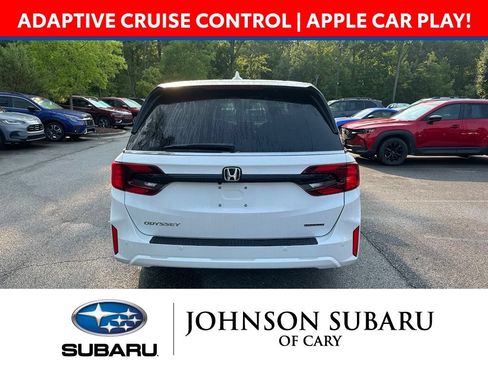 Used 2025 Honda Odyssey Touring image 4