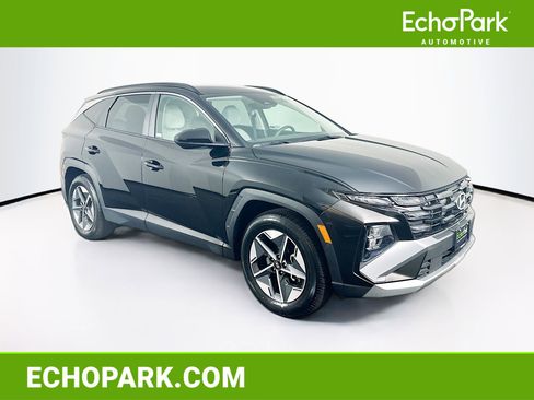 Used 2025 Hyundai Tucson SEL FWD image 1