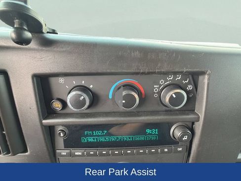 Certified 2021 Chevrolet Express 2500 RWD image 14