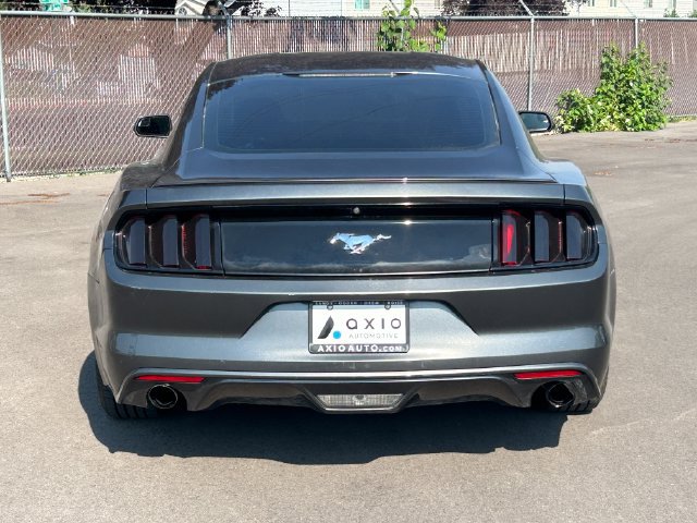 Used 2016 Ford Mustang Coupe RWD image 4