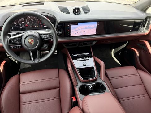 New 2026 Porsche Cayenne GTS AWD/4WD image 16