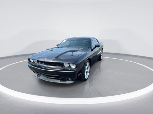 Used 2008 Dodge Challenger SRT8 RWD image 4