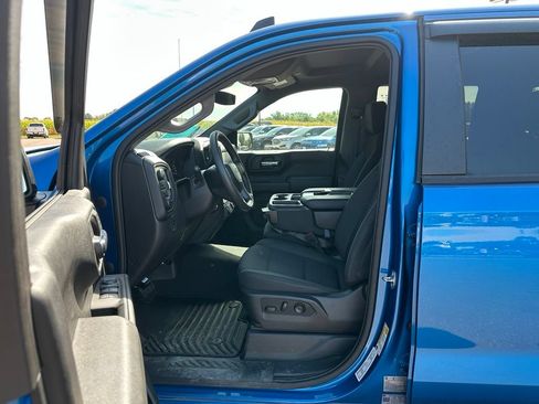 Used 2023 Chevrolet Silverado 1500 Custom w/ LPO, Dark Essentials Package AWD/4WD image 10