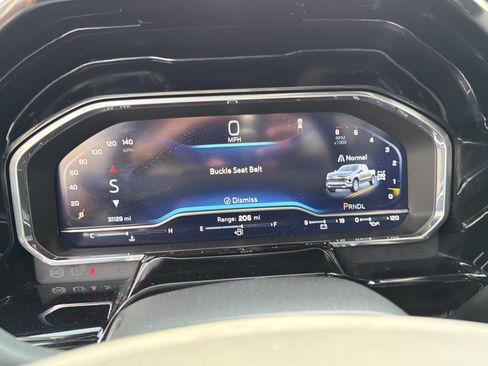 Used 2025 Chevrolet Silverado 1500 LT image 26