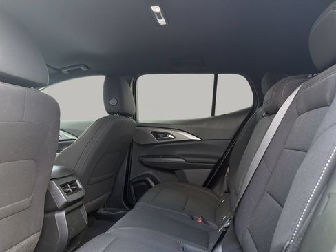 Used 2025 Chevrolet Equinox EV LT FWD image 16