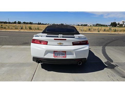 Used 2016 Chevrolet Camaro LT image 7