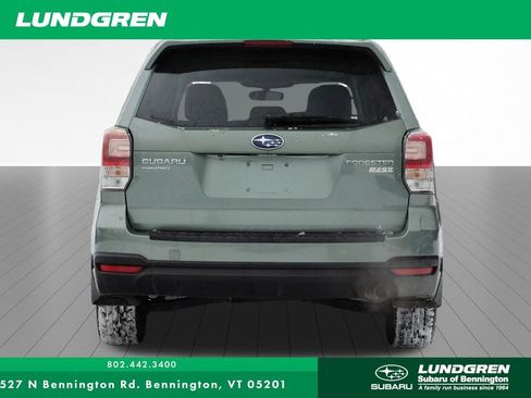Used 2017 Subaru Forester 2.5i Premium w/ All-Weather Package image 4