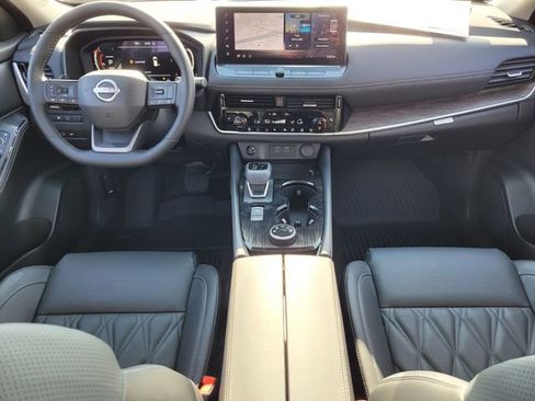 New 2026 Nissan Rogue Platinum w/ Platinum Premium Package AWD/4WD image 10