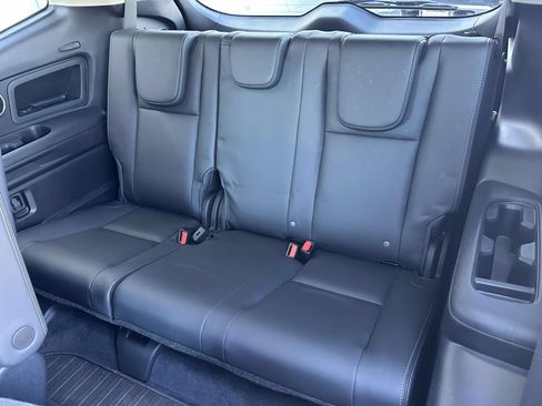 Used 2024 Subaru Ascent Limited w/ Technology Package AWD/4WD image 15