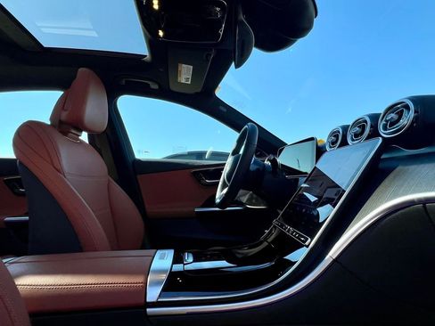 Certified 2026 Mercedes-Benz C 300 4MATIC Sedan image 16