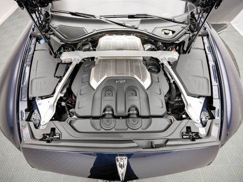 Certified 2023 Bentley Flying Spur V8 AWD/4WD image 40