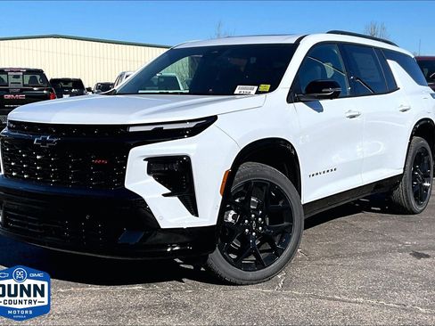 New 2026 Chevrolet Traverse RS image 1