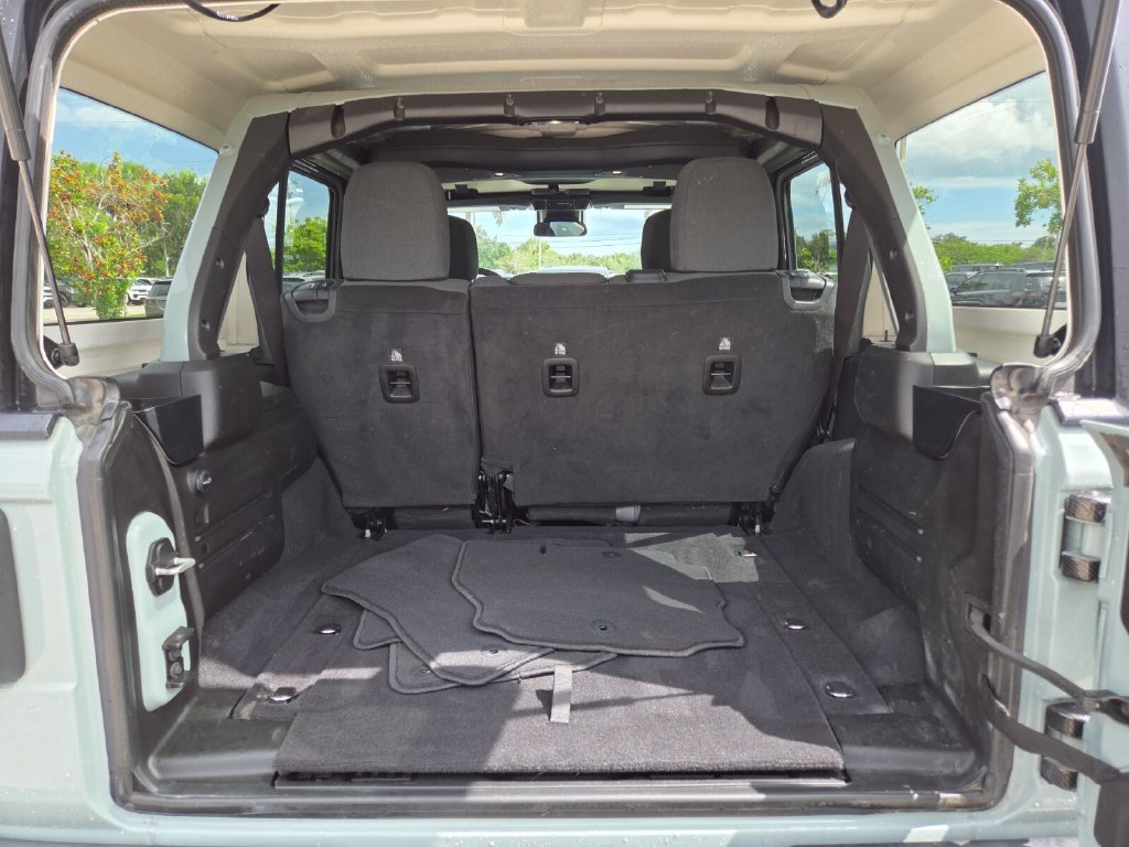 Used 2024 Jeep Wrangler Unlimited Sport AWD/4WD image 21