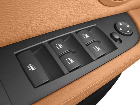 Used 2014 BMW Z4 sDrive35is image 18