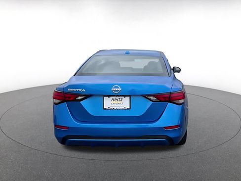 Used 2025 Nissan Sentra SV FWD image 10