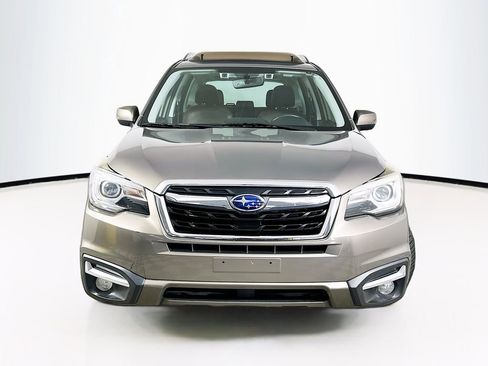 Used 2018 Subaru Forester 2.5i Touring w/ Popular Package #3B image 5