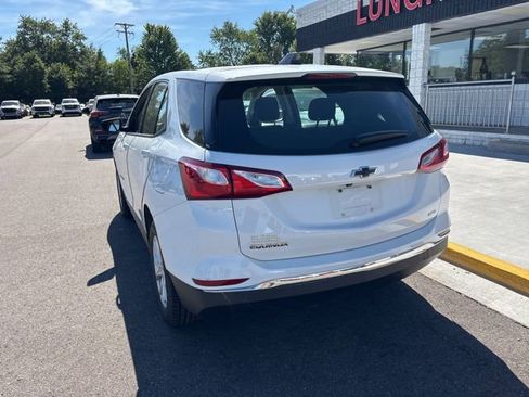 Used 2018 Chevrolet Equinox LS AWD/4WD image 9
