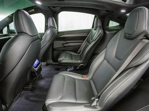 Used 2022 Tesla Model X Plaid image 22