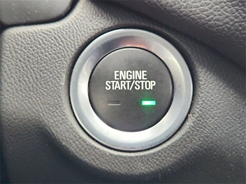 Certified 2021 Chevrolet Equinox LT image 17