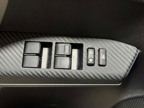 Used 2013 Toyota RAV4 XLE FWD image 22