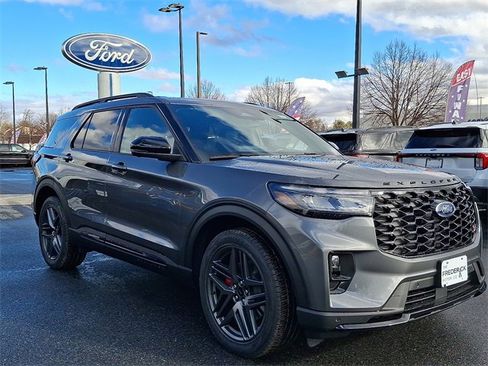 New 2026 Ford Explorer ST w/ Sun And Sound Package image 2