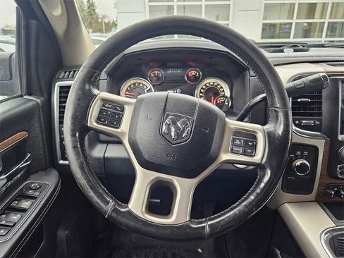 Used 2018 RAM 2500 Laramie image 15