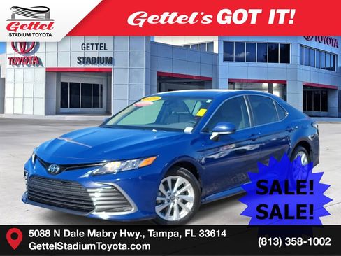 Used 2024 Toyota Camry LE image 1