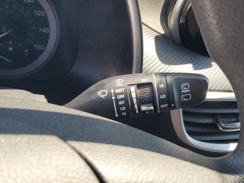 Used 2019 Hyundai Tucson SE AWD/4WD image 18