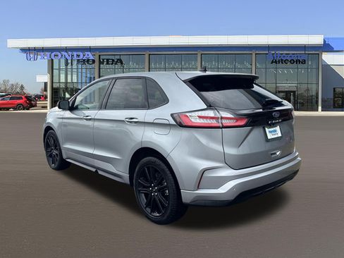 Used 2024 Ford Edge ST-Line AWD/4WD image 3