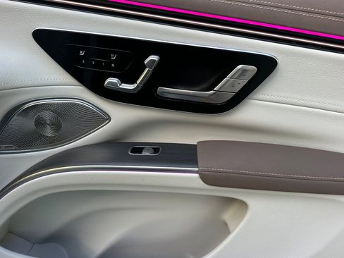 Certified 2023 Mercedes-Benz EQS 450+ SUV image 33