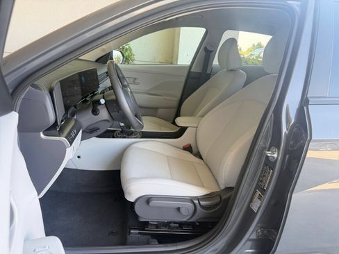 Used 2026 Hyundai Kona SEL Sport FWD image 37