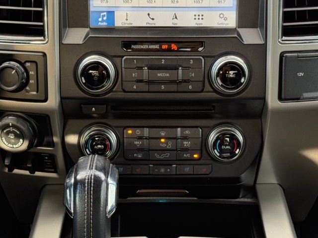 Used 2017 Ford F150 Lariat w/ Equipment Group 502A Luxury AWD/4WD image 17