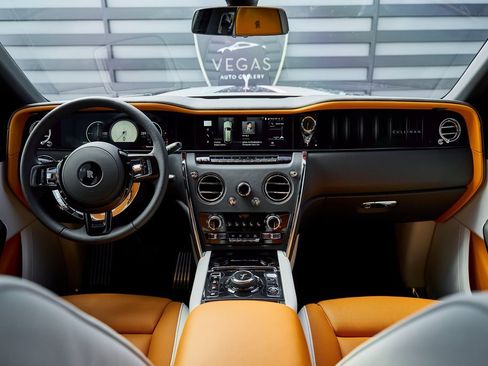 Used 2026 Rolls-Royce Cullinan image 57