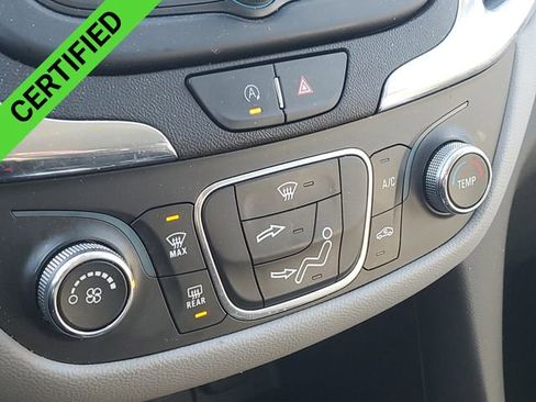 Certified 2024 Chevrolet Equinox LS w/ LS Convenience Package image 18