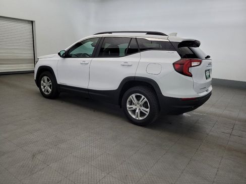 Used 2024 GMC Terrain SLE w/ Driver Convenience Package AWD/4WD image 3